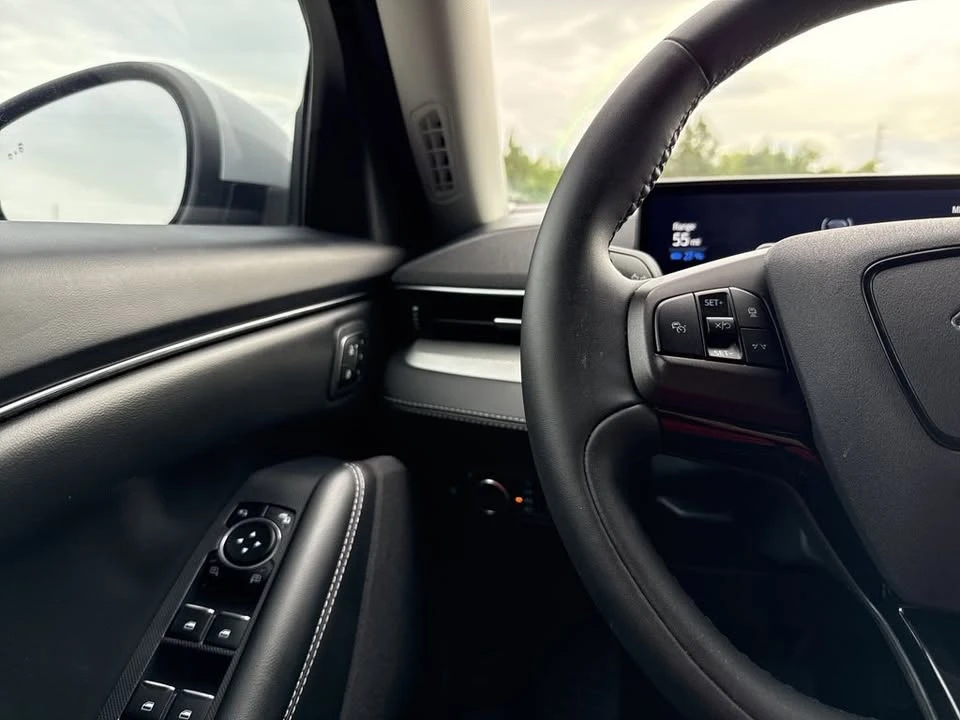 2022 Ford Mustang Mach-E - Image 16 of 20