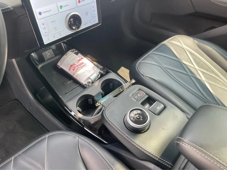 2022 Ford Mustang Mach-E - Image 12 of 19