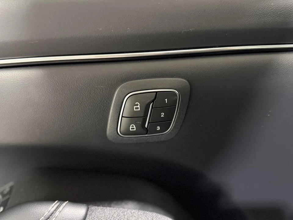 2022 Ford Mustang Mach-E - Image 9 of 20