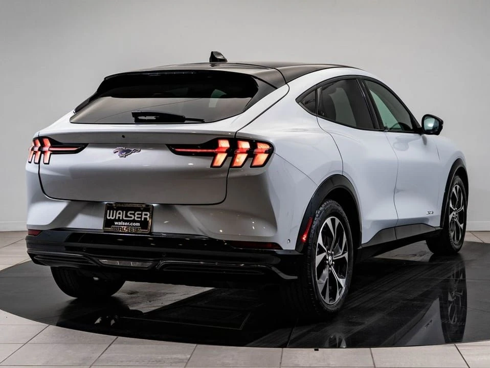 2022 Ford Mustang Mach-E - Image 10 of 20