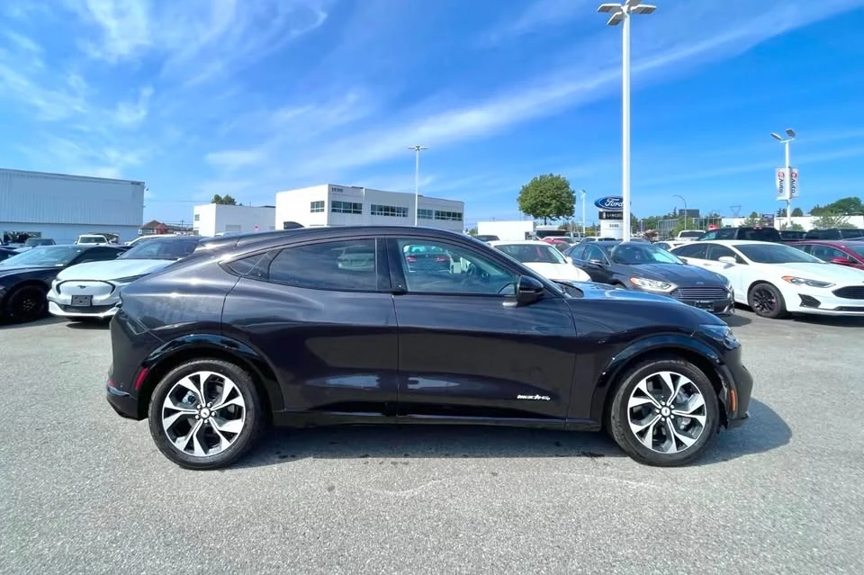 2022 Ford Mustang Mach-E - Image 4 of 11