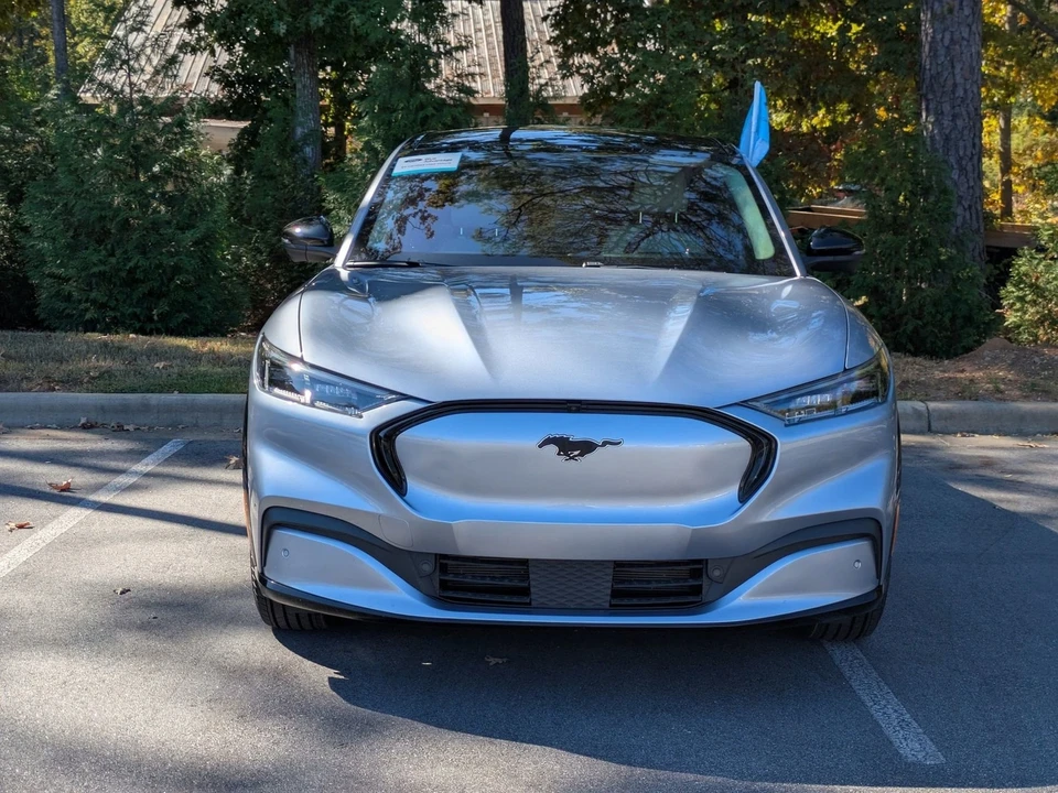 2022 Ford Mustang Mach-E - Image 7 of 12