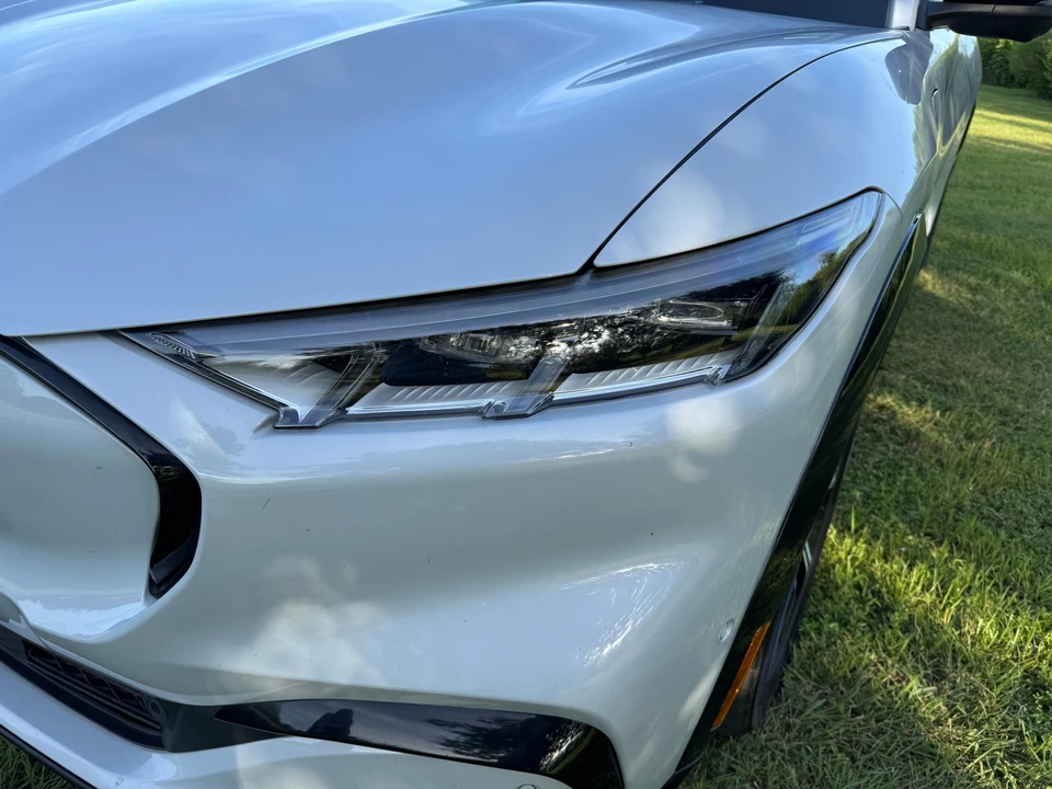 2022 Ford Mustang Mach-E - Image 23 of 31