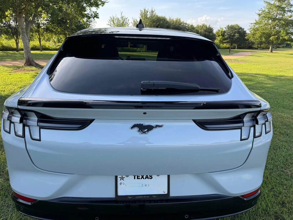 2022 Ford Mustang Mach-E - Image 29 of 31