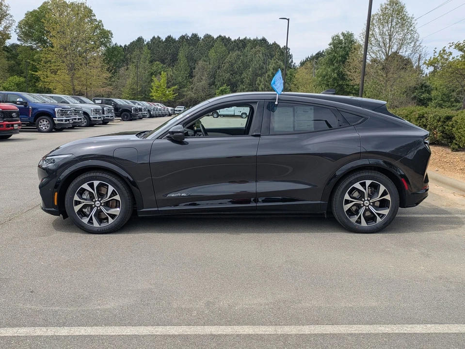 2022 Ford Mustang Mach-E - Image 7 of 21