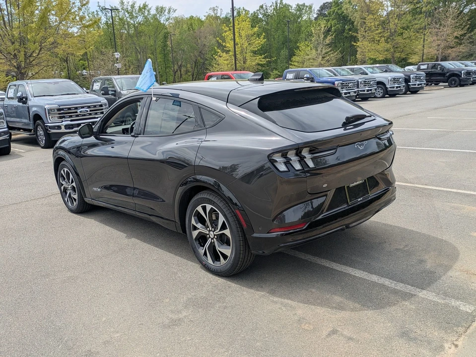 2022 Ford Mustang Mach-E - Image 6 of 21
