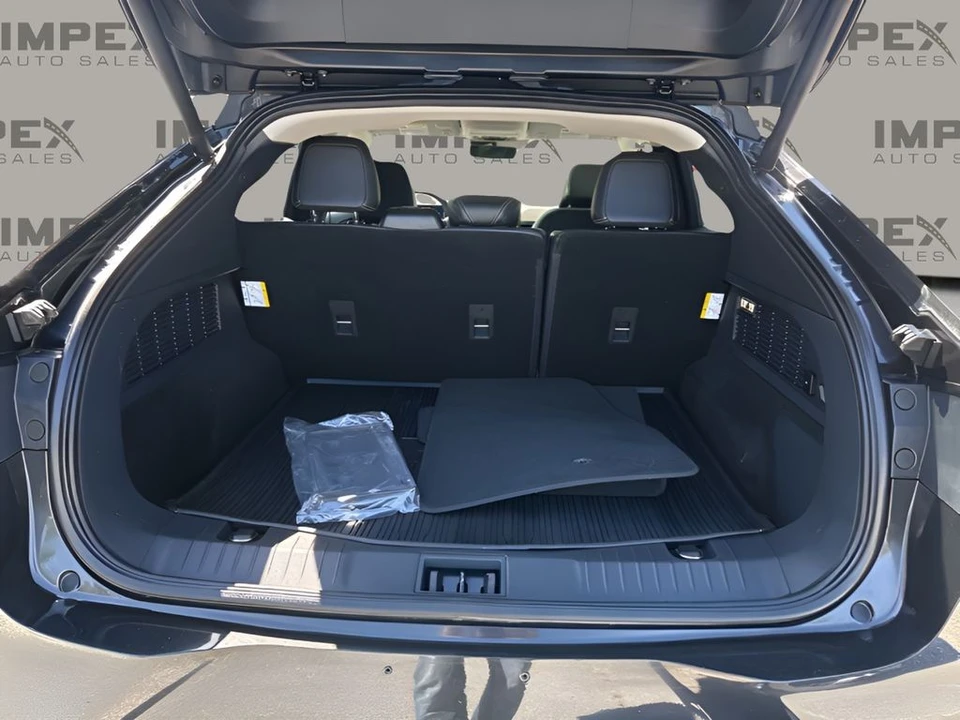2022 Ford Mustang Mach-E - Image 28 of 31