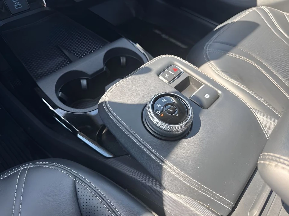 2022 Ford Mustang Mach-E - Image 18 of 31