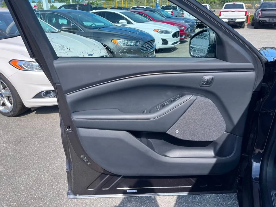 2022 Ford Mustang Mach-E - Image 16 of 20