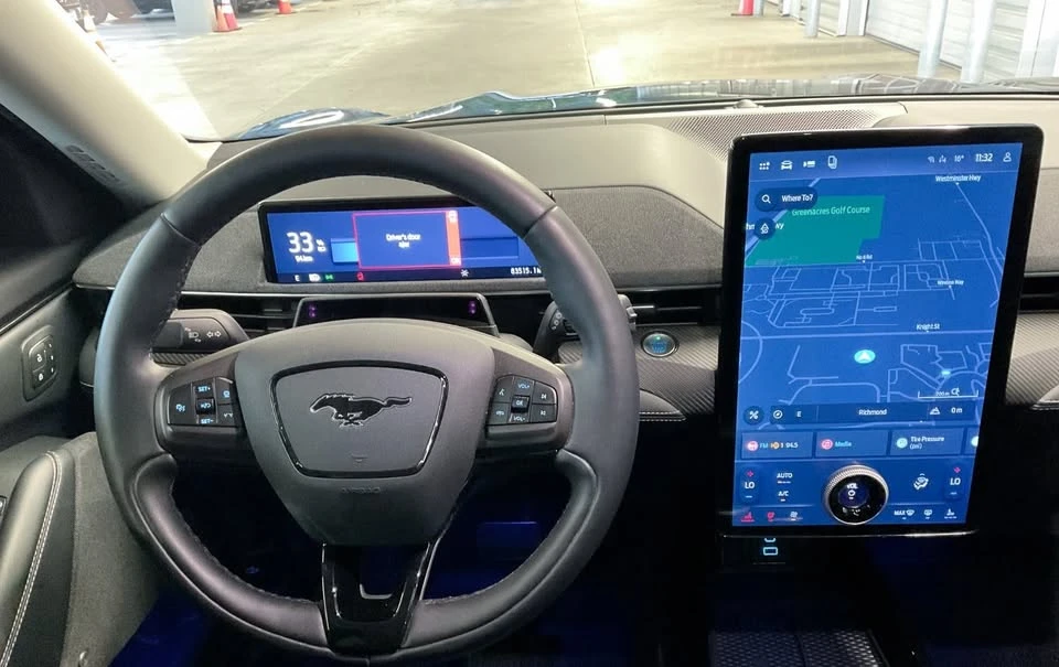 2022 Ford Mustang Mach-E - Image 10 of 20