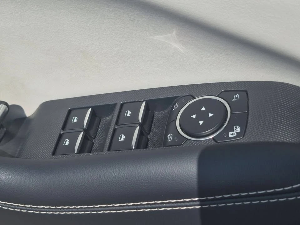 2022 Ford Mustang Mach-E - Image 14 of 19