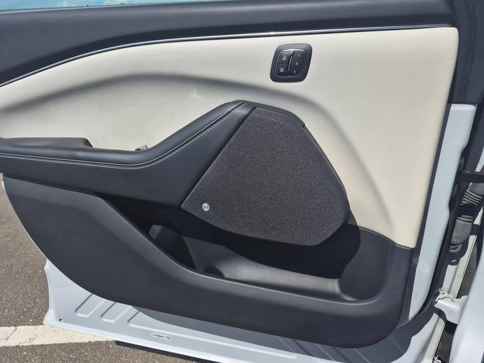 2022 Ford Mustang Mach-E - Image 13 of 19