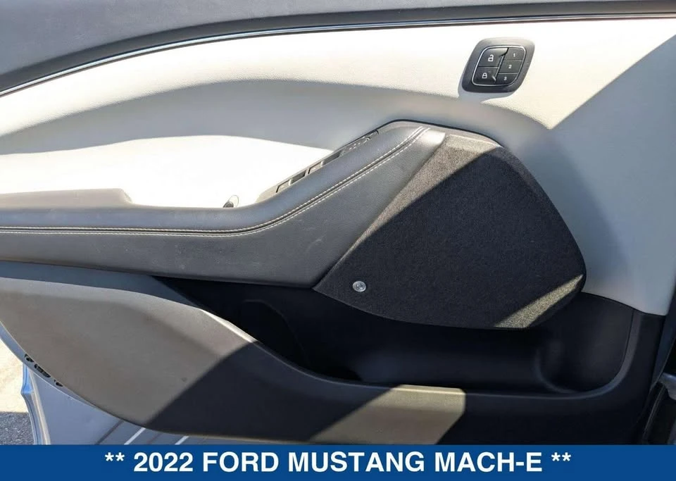 2022 Ford Mustang Mach-E - Image 10 of 19