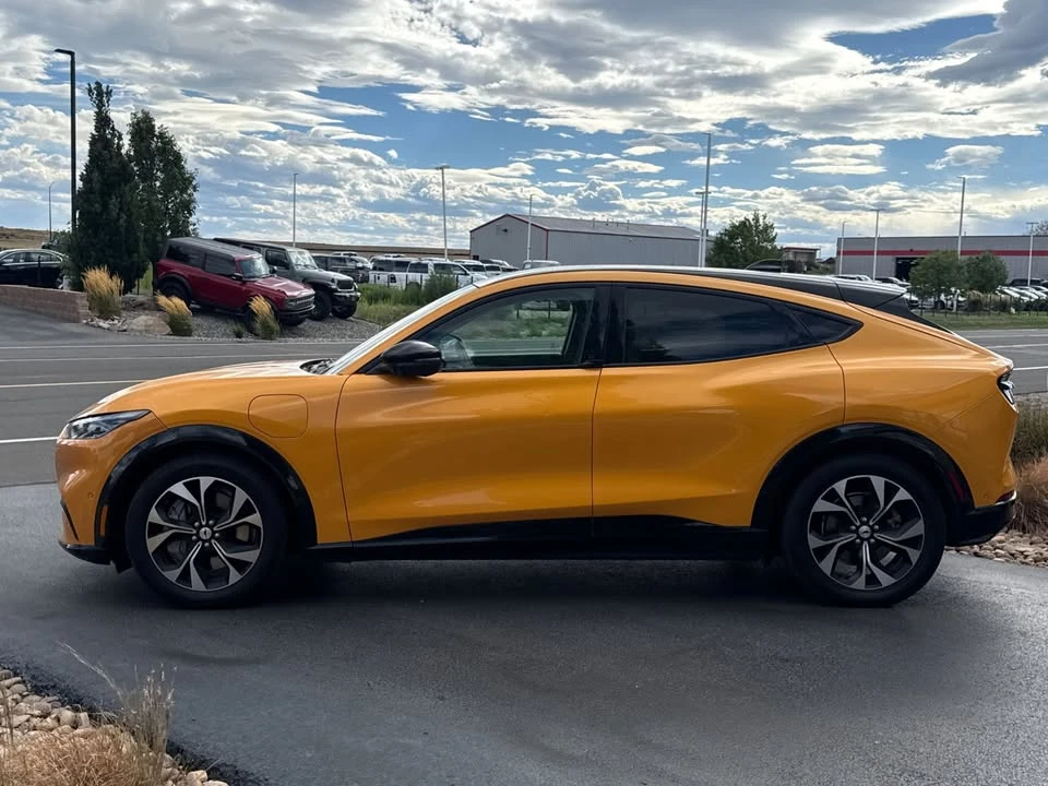 2022 Ford Mustang Mach-E - Image 17 of 20