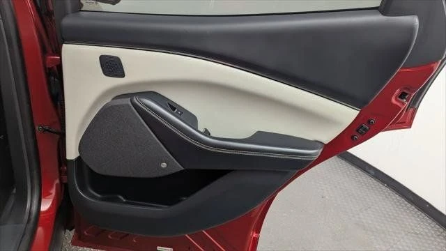 2022 Ford Mustang Mach-E - Image 18 of 20