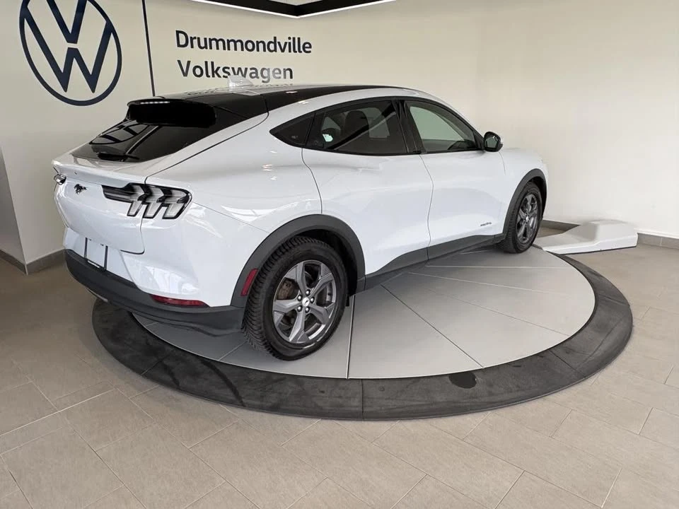 2022 Ford Mustang Mach-E - Image 11 of 20