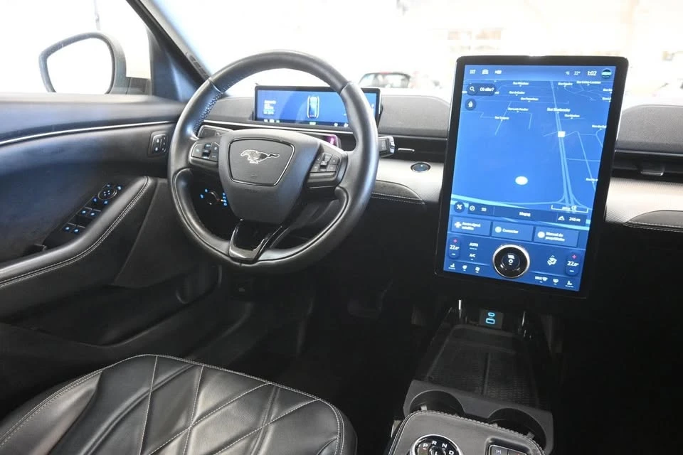 2022 Ford Mustang Mach-E - Image 11 of 20