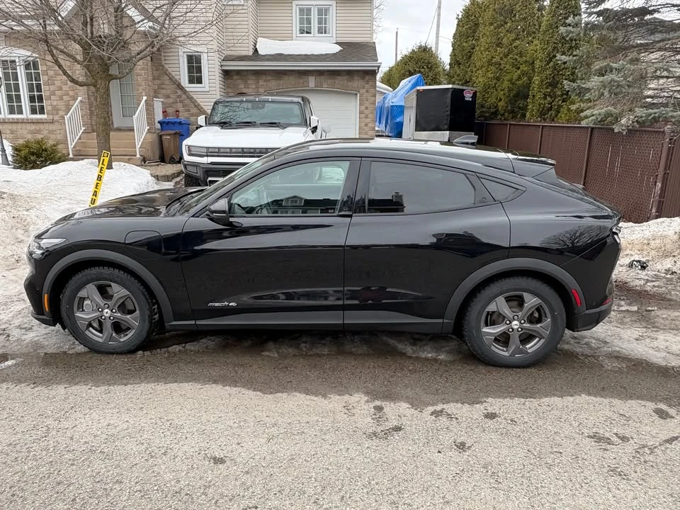 2022 Ford Mustang Mach-E - Image 2 of 10