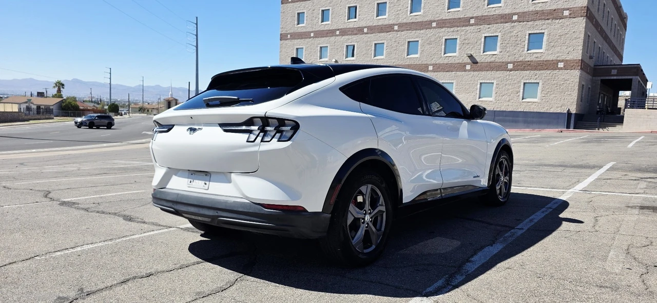 2022 Ford Mustang Mach-E - Image 5 of 15