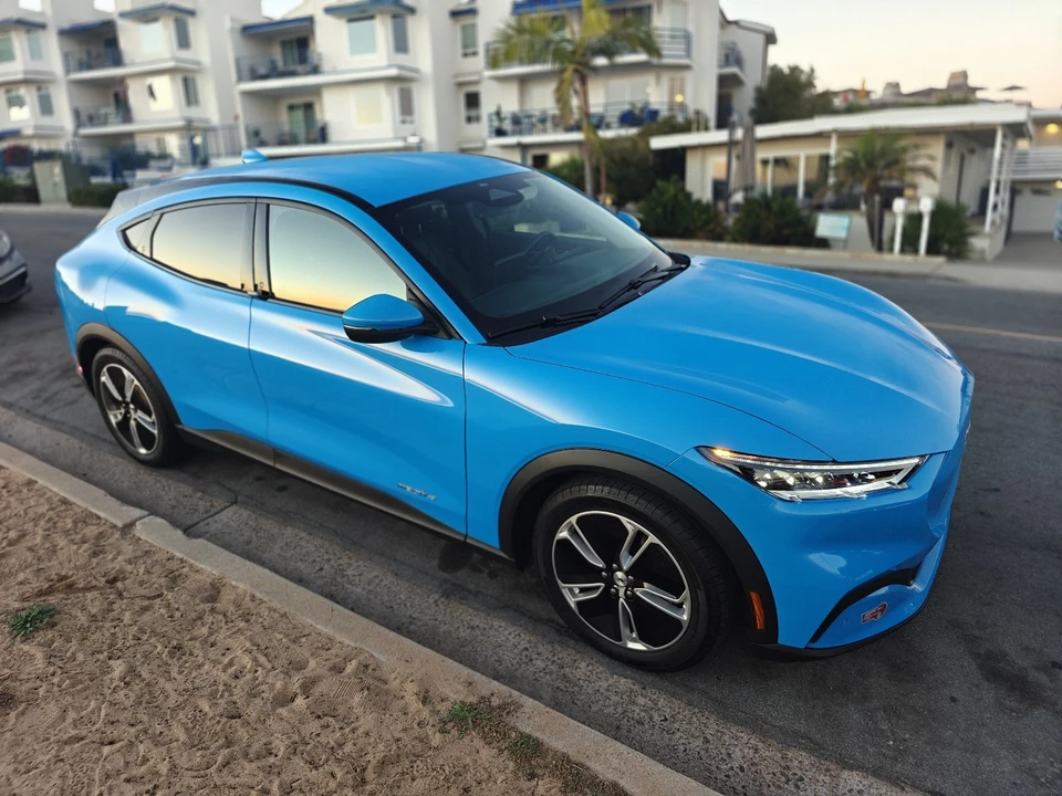 2022 Ford Mustang Mach-E - Image 9 of 17