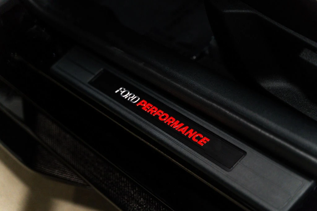 2022 Ford Mustang - Image 10 of 24