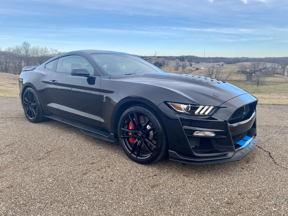 2022 Ford S550 Shelby Mustang GT500 - Image 2 of 31