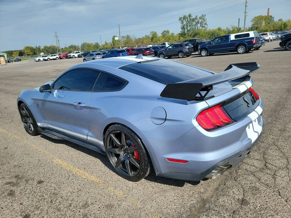 2022 Ford Mustang - Image 6 of 10