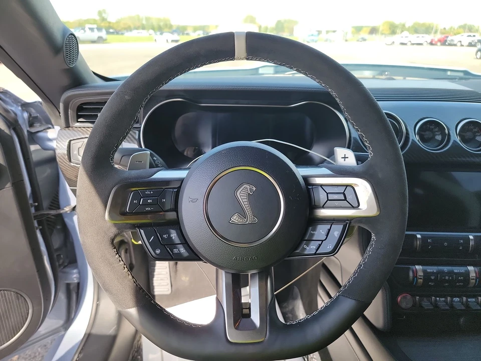 2022 Ford Mustang - Image 8 of 10