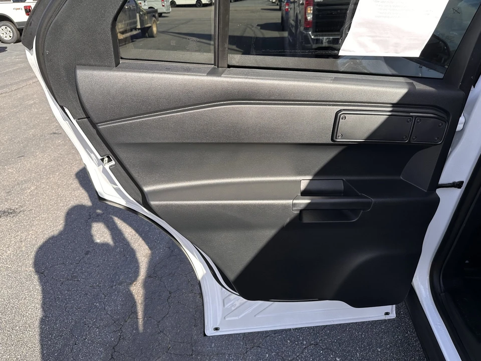 2022 Ford Explorer 6th Gen - Image 11 of 12
