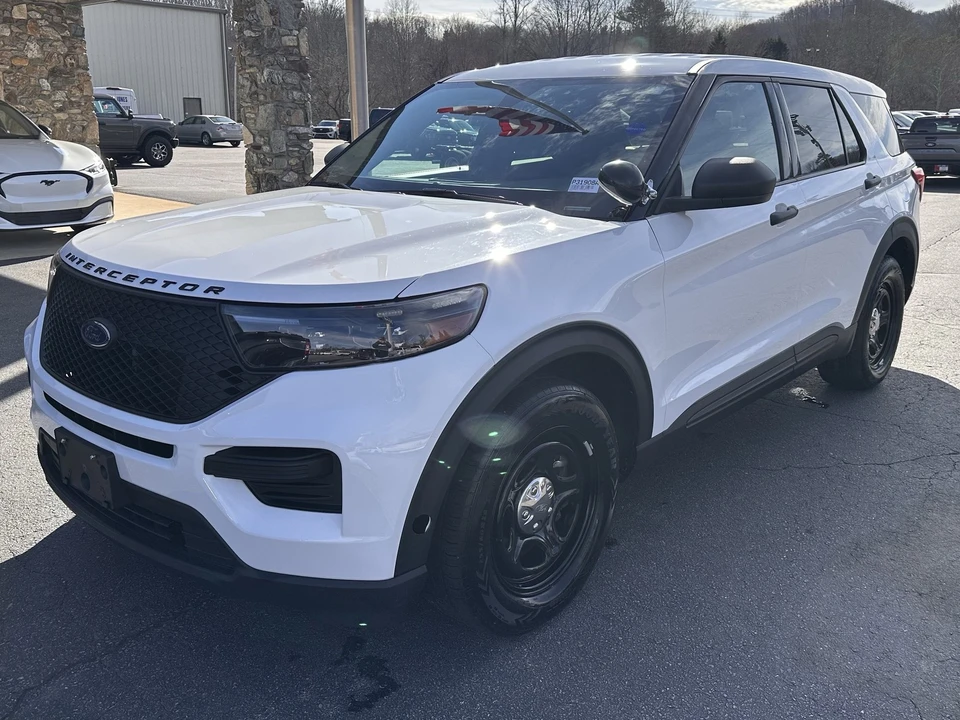 2022 Ford Explorer 6th Gen - Image 2 of 12