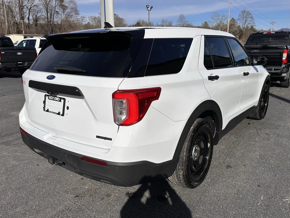2022 Ford Explorer 6th Gen - Image 6 of 12