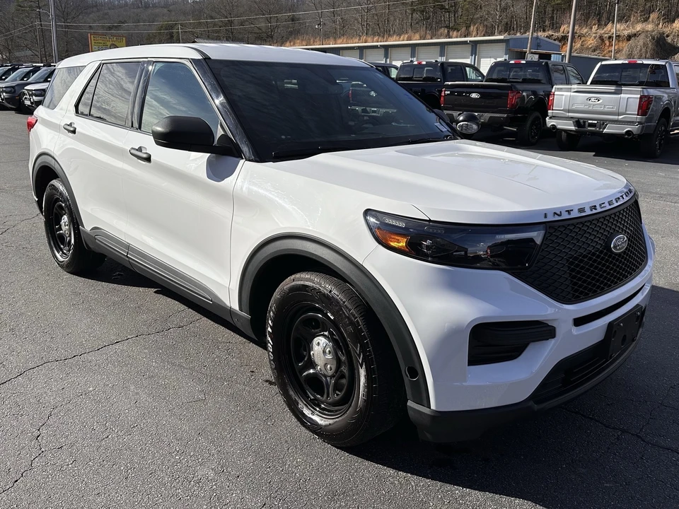 2022 Ford Explorer 6th Gen - Image 4 of 12