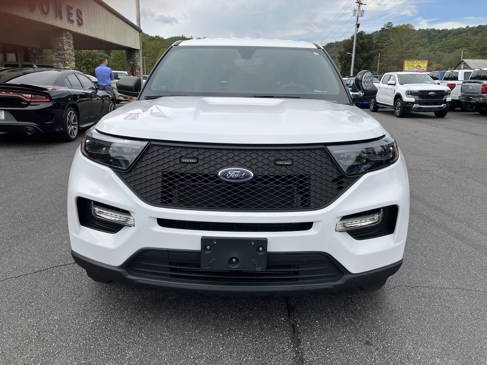 2022 Ford Explorer 6th Gen - Image 2 of 12