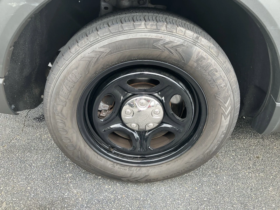 2022 Ford Explorer 6th Gen - Image 10 of 12