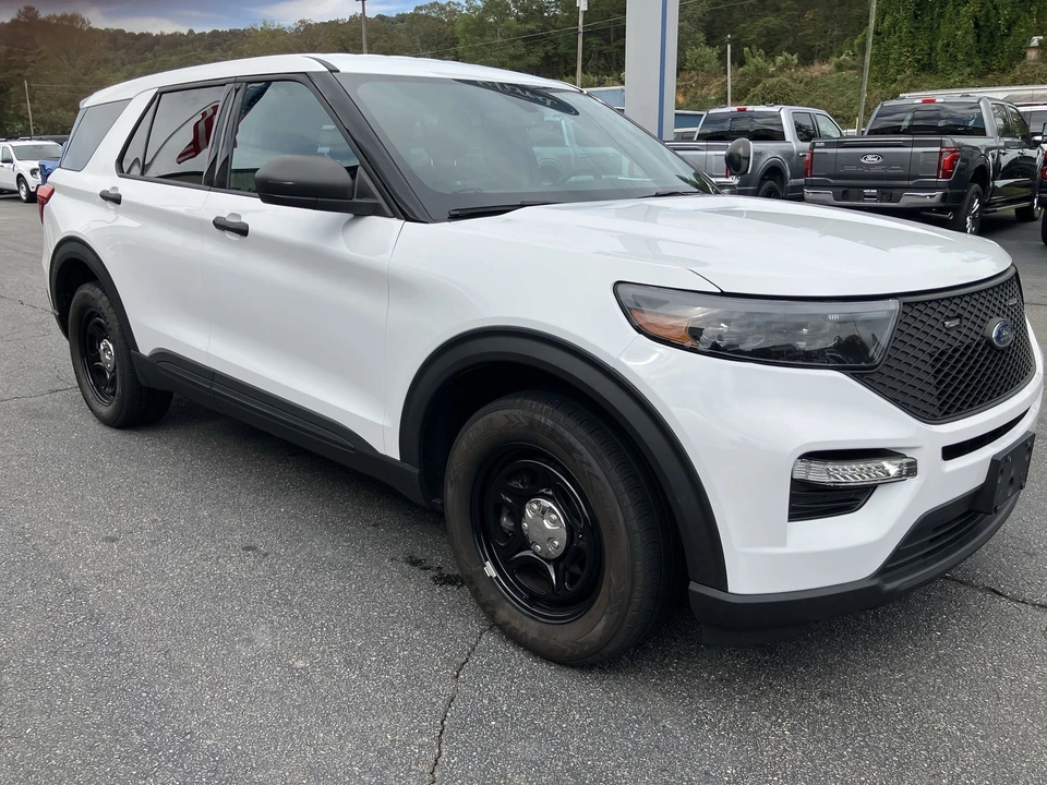 2022 Ford Explorer 6th Gen - Image 3 of 12
