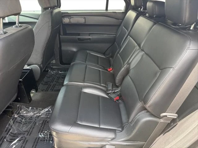 2022 Ford Explorer 6th Gen - Image 16 of 25
