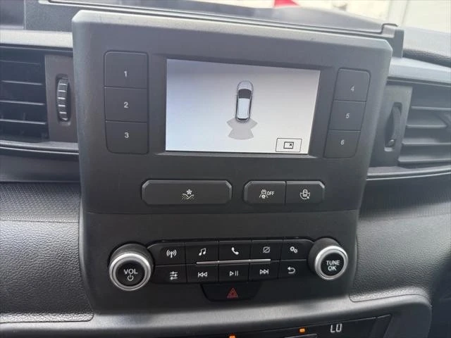 2022 Ford Explorer 6th Gen - Image 21 of 25