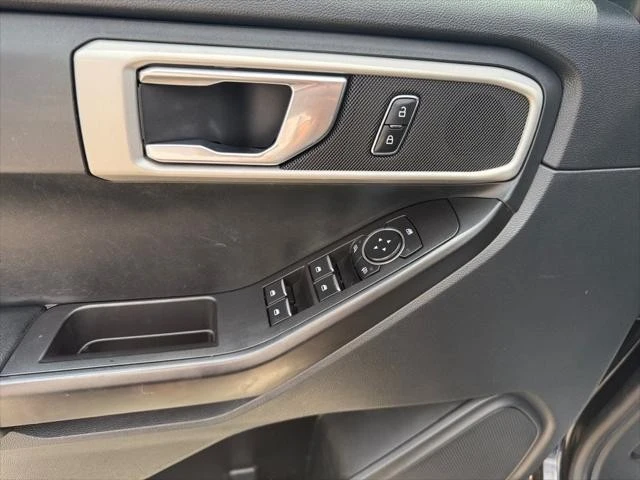 2022 Ford Explorer 6th Gen - Image 11 of 25