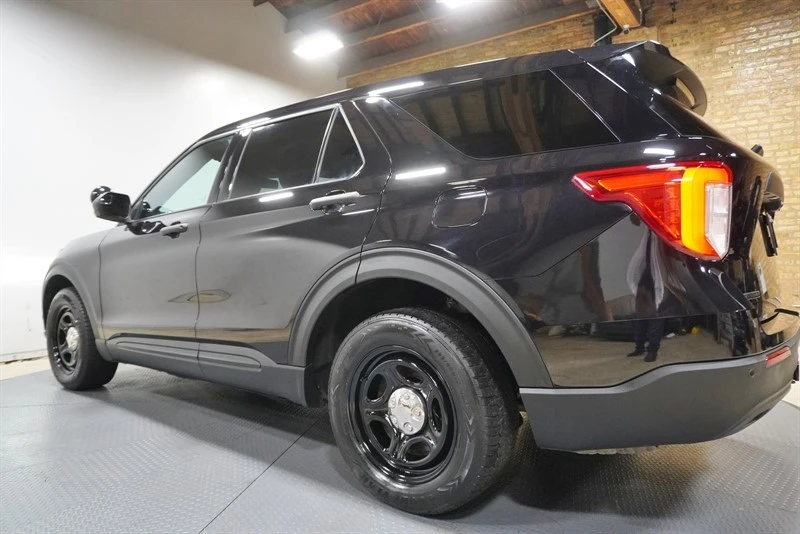 2022 Ford Explorer 6th Gen - Image 17 of 21