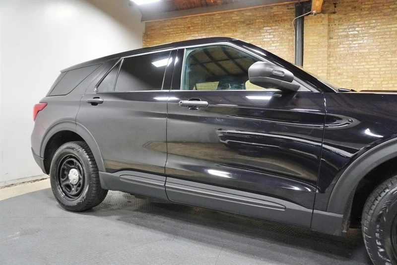 2022 Ford Explorer 6th Gen - Image 8 of 31