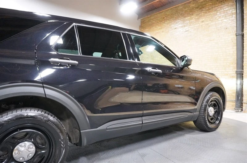 2022 Ford Explorer 6th Gen - Image 12 of 31