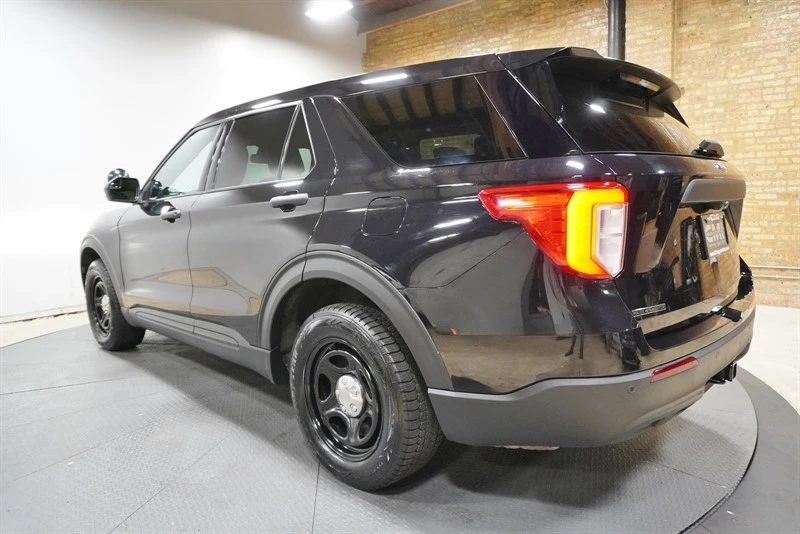 2022 Ford Explorer 6th Gen - Image 14 of 31