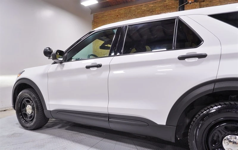 2022 Ford Explorer 6th Gen - Image 18 of 21