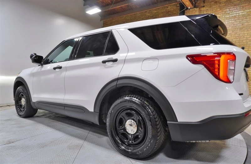 2022 Ford Explorer 6th Gen - Image 17 of 21
