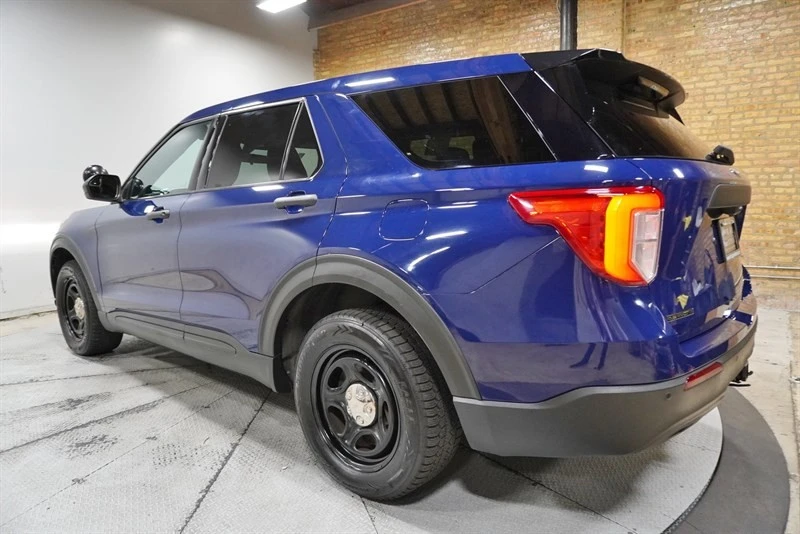 2022 Ford Explorer 6th Gen - Image 15 of 21