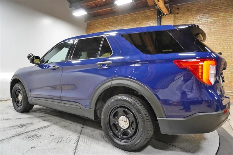 2022 Ford Explorer 6th Gen - Image 17 of 21
