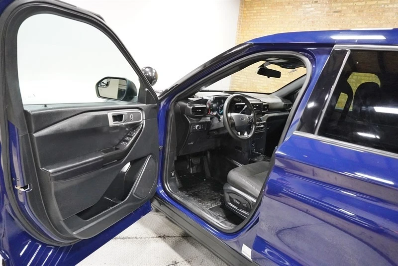 2022 Ford Explorer 6th Gen - Image 19 of 21