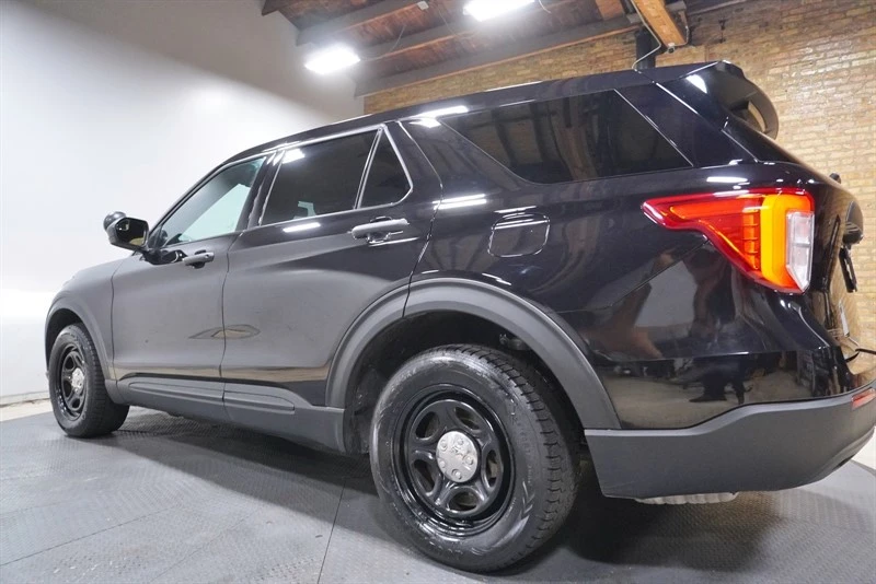 2022 Ford Explorer 6th Gen - Image 17 of 21