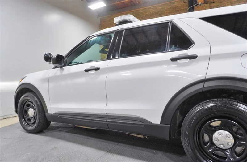 2022 Ford Explorer 6th Gen - Image 19 of 21