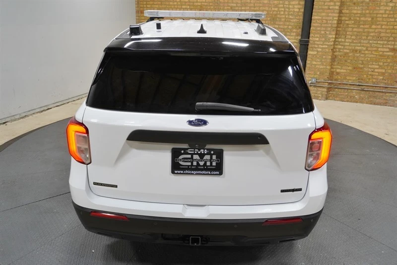 2022 Ford Explorer 6th Gen - Image 15 of 21